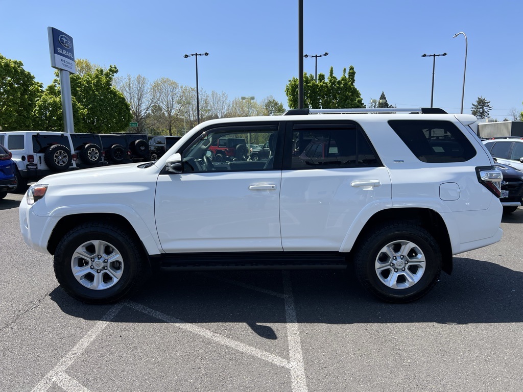 2021 Toyota 4Runner SR5 Premium photo 4