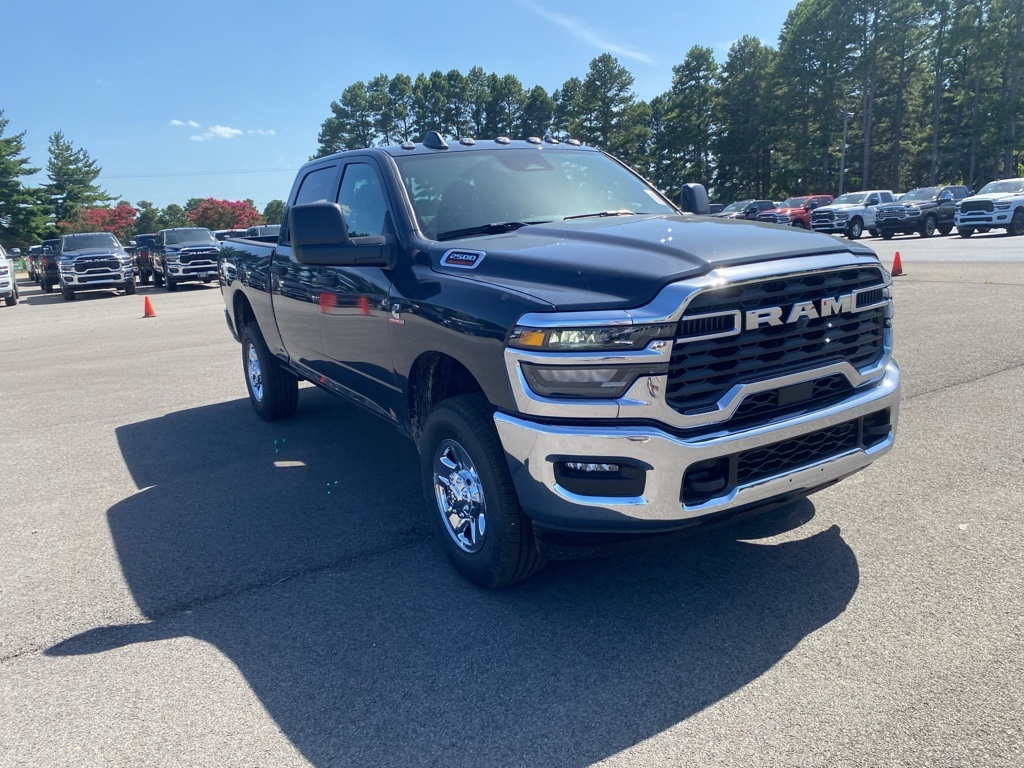 2025 Ram 2500 Tradesman photo 3