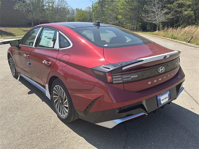 2025 Hyundai Sonata Hybrid Limited photo 3