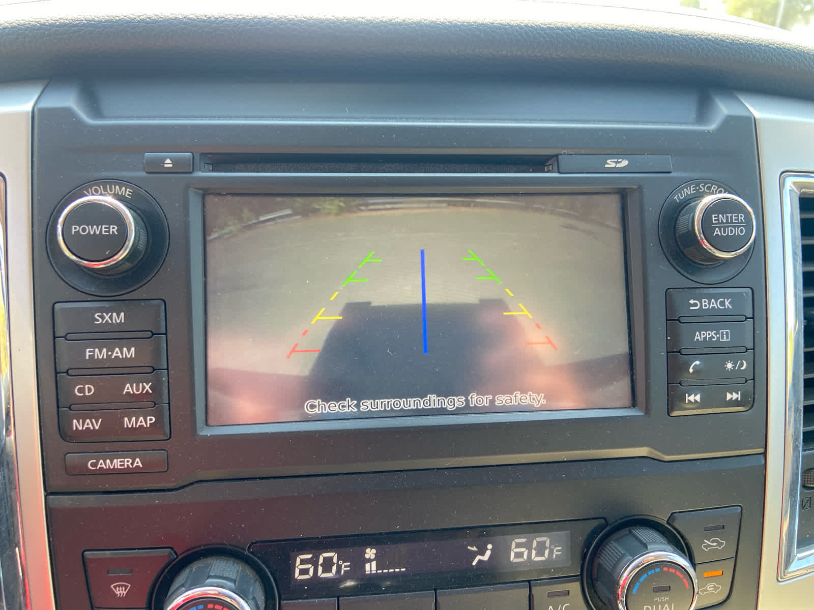 2017 Nissan Titan SV Crew Cab photo 24
