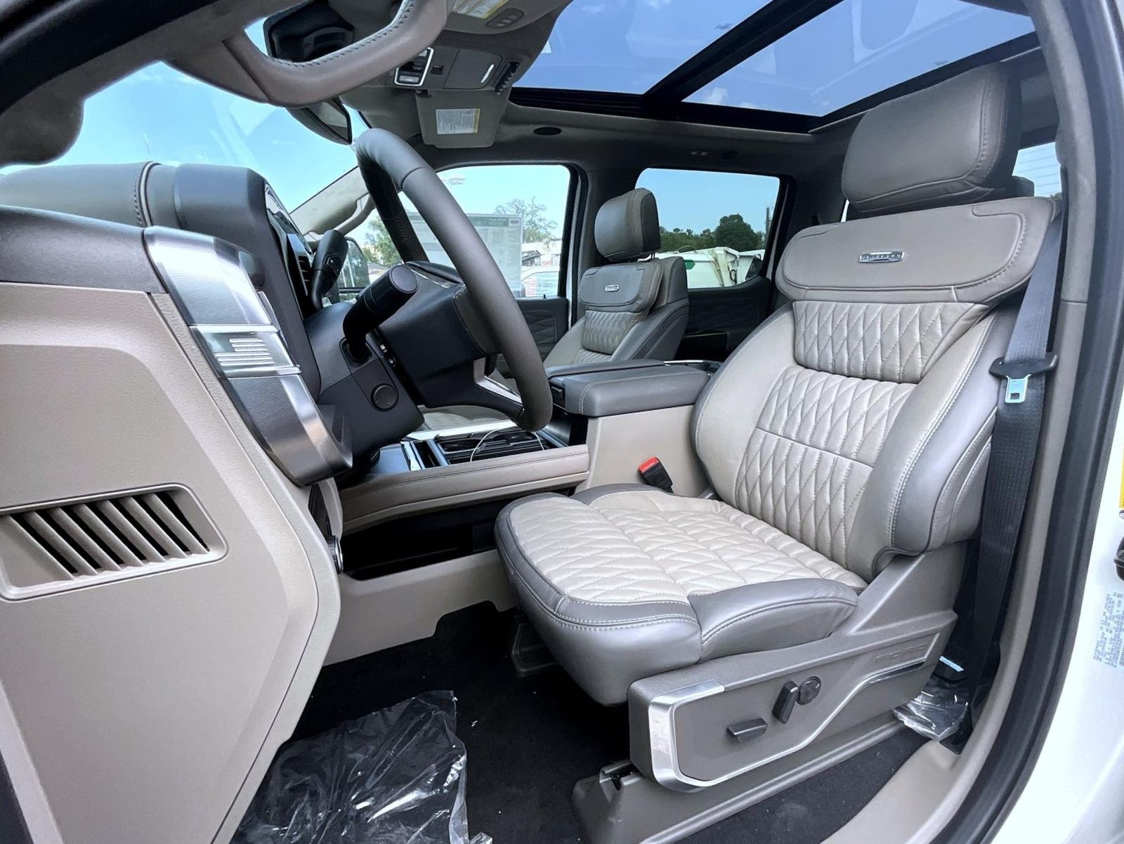 2026 Ford F-350 photo 9