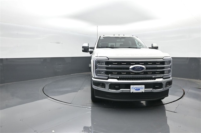 2025 Ford F-250 King Ranch photo 2