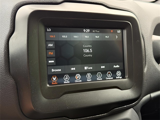 2021 Jeep Renegade Latitude photo 7