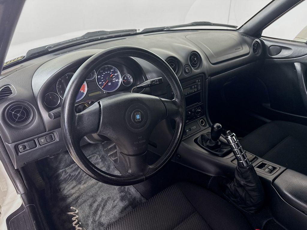 1999 Mazda MX-5 Miata Miata Base photo 2