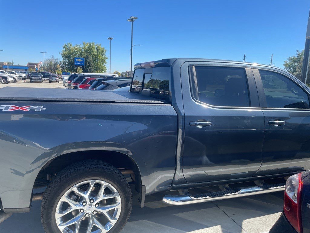 2019 Chevrolet Silverado 1500 RST photo 4