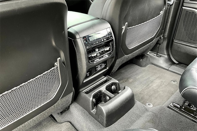 2022 Jeep Grand Cherokee Overland photo 10