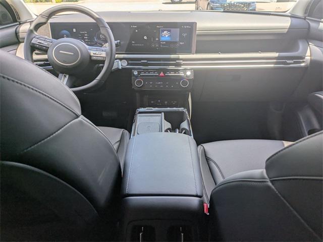 New 2025 Gray Hyundai SEL Convenience image 5