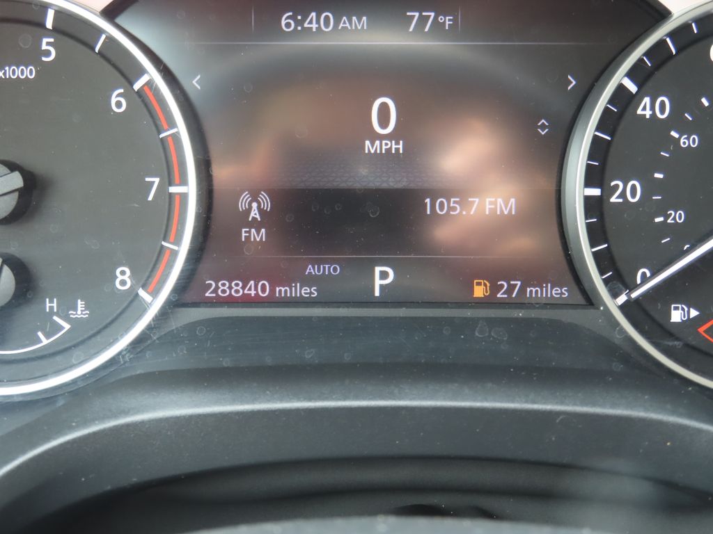 2023 Nissan Rogue SV photo 7