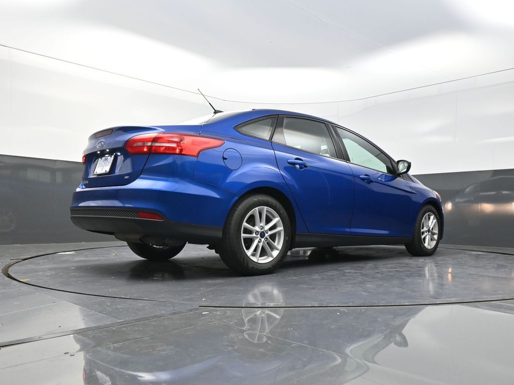 2018 Ford Focus SE photo 23