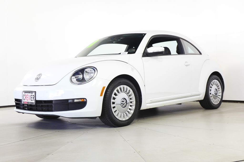 Used 2016 Volkswagen Beetle SE with VIN 3VWJ17AT6GM603901 for sale in Santa Ana, CA