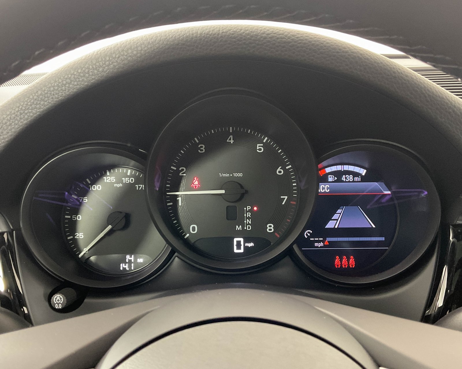 2026 Porsche Macan T photo 21