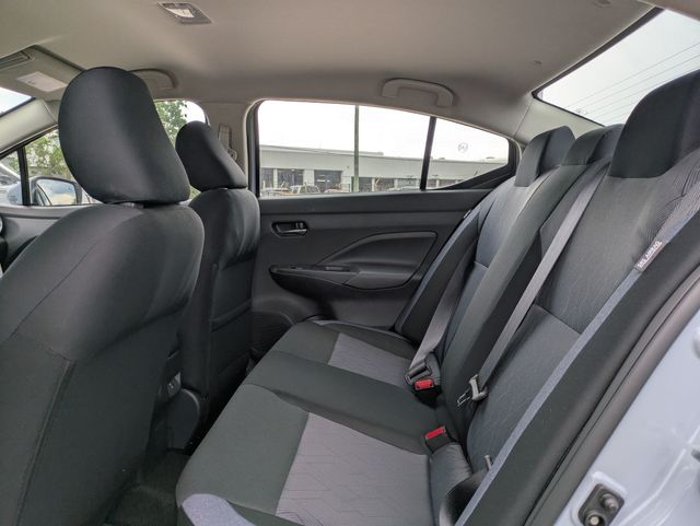 2025 Nissan Versa SV photo 22