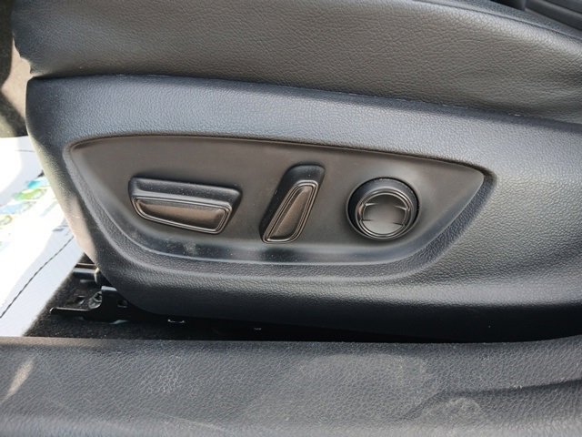 2024 Toyota Camry Hybrid SE photo 21