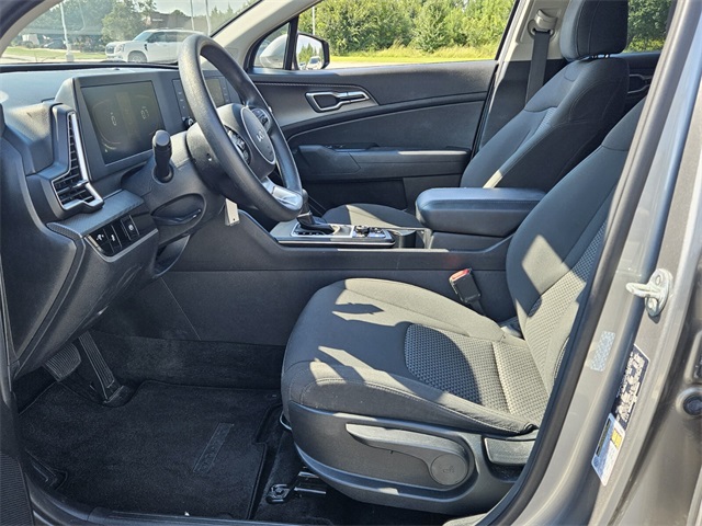 2023 Kia Sportage LX photo 5