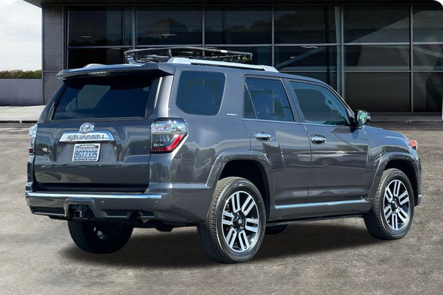 2023 Toyota 4Runner Limited photo 4