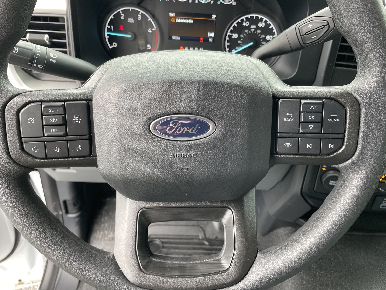 2024 Ford F-550 photo 21