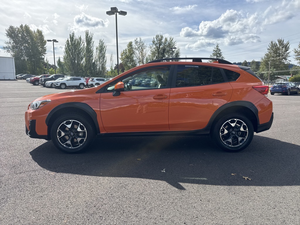 2019 Subaru Crosstrek 2.0i Premium photo 3