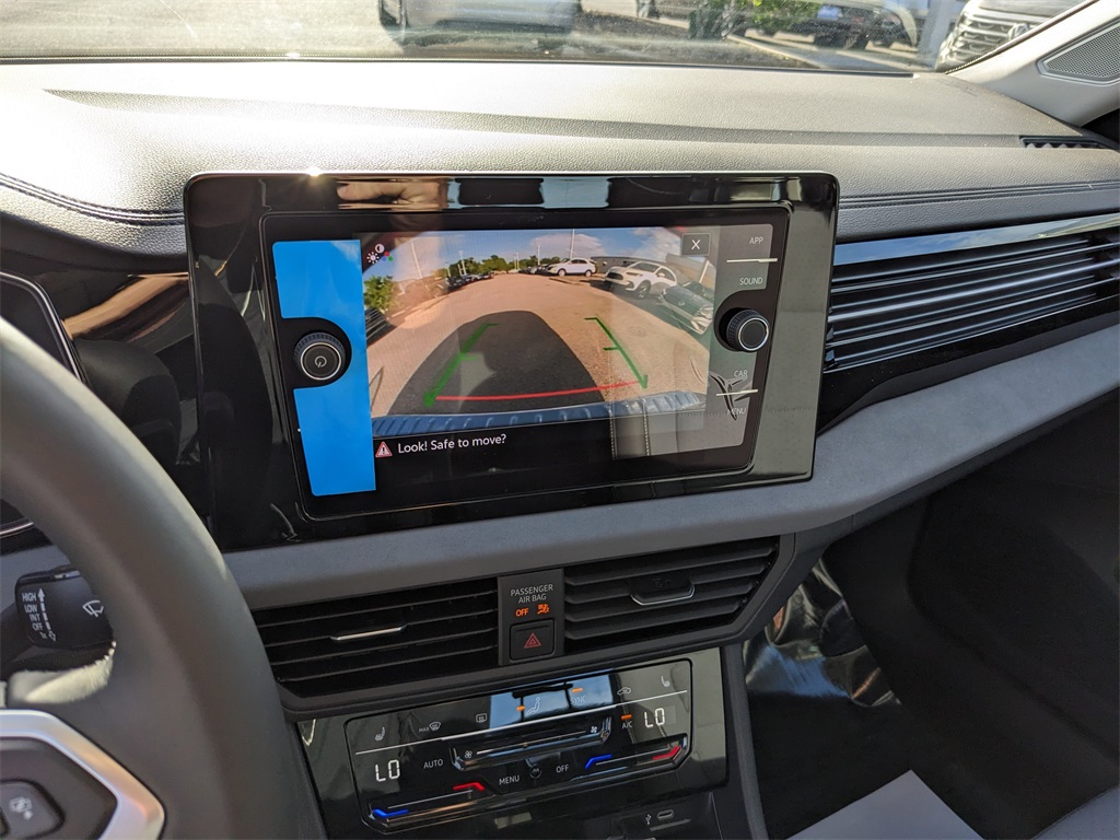 2025 Volkswagen Jetta 1.5T SE photo 21