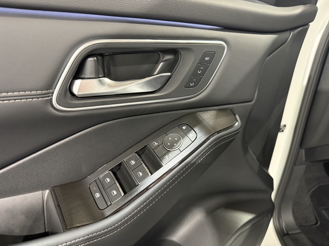 2026 Nissan Rogue Platinum photo 12