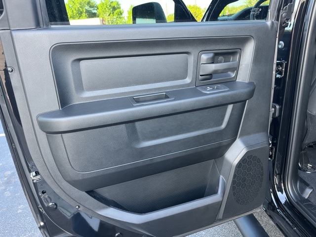 2025 Ram 2500 Tradesman photo 10