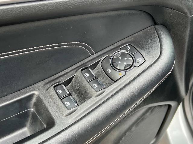 2022 Ford Edge Titanium photo 14