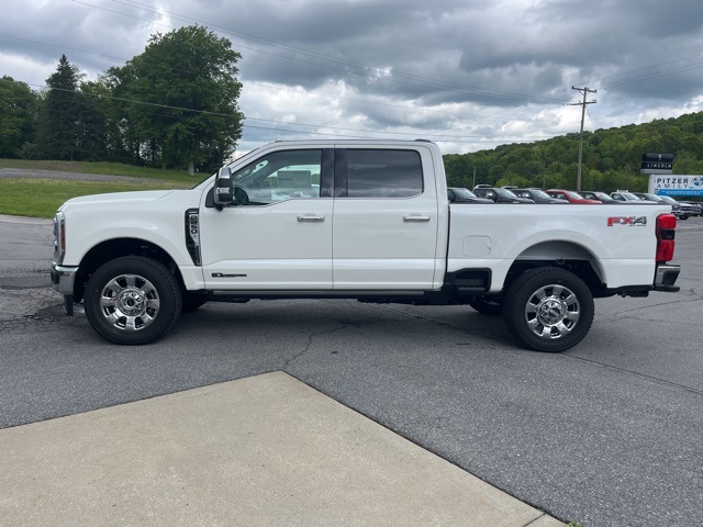 2025 Ford F-250 Lariat photo 4