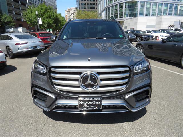 2025 Mercedes Benz GLS 450 4MATIC photo 4