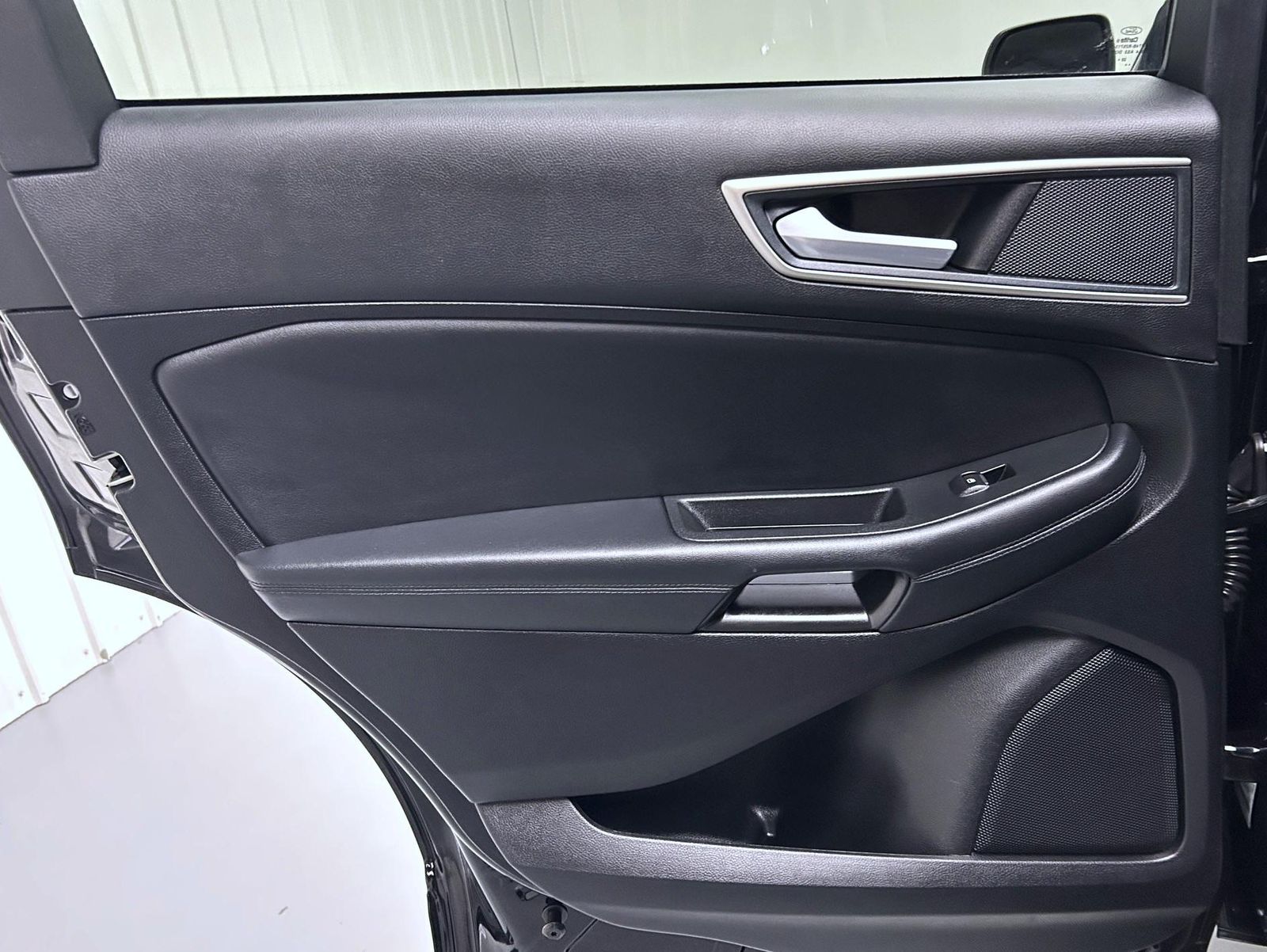 2024 Ford Edge SEL photo 20