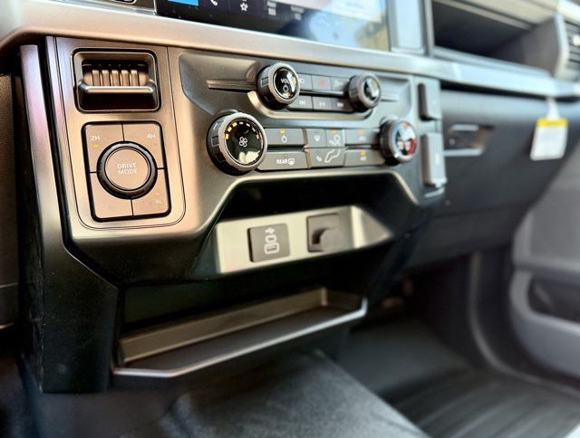 2025 Ford F-150 XL photo 23