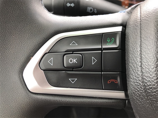 2022 Jeep Compass Latitude photo 3