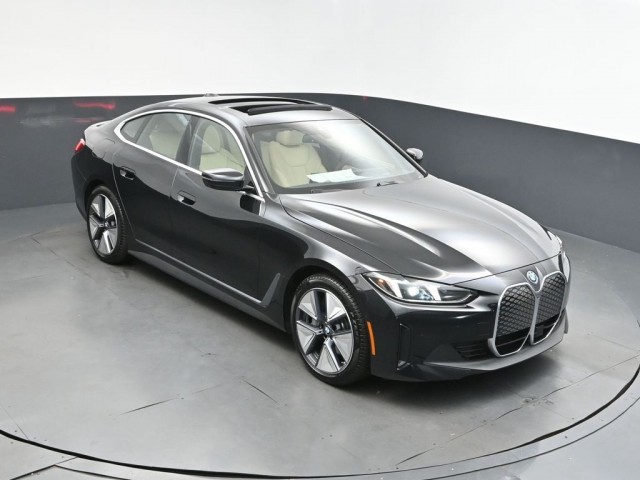 2025 BMW i4