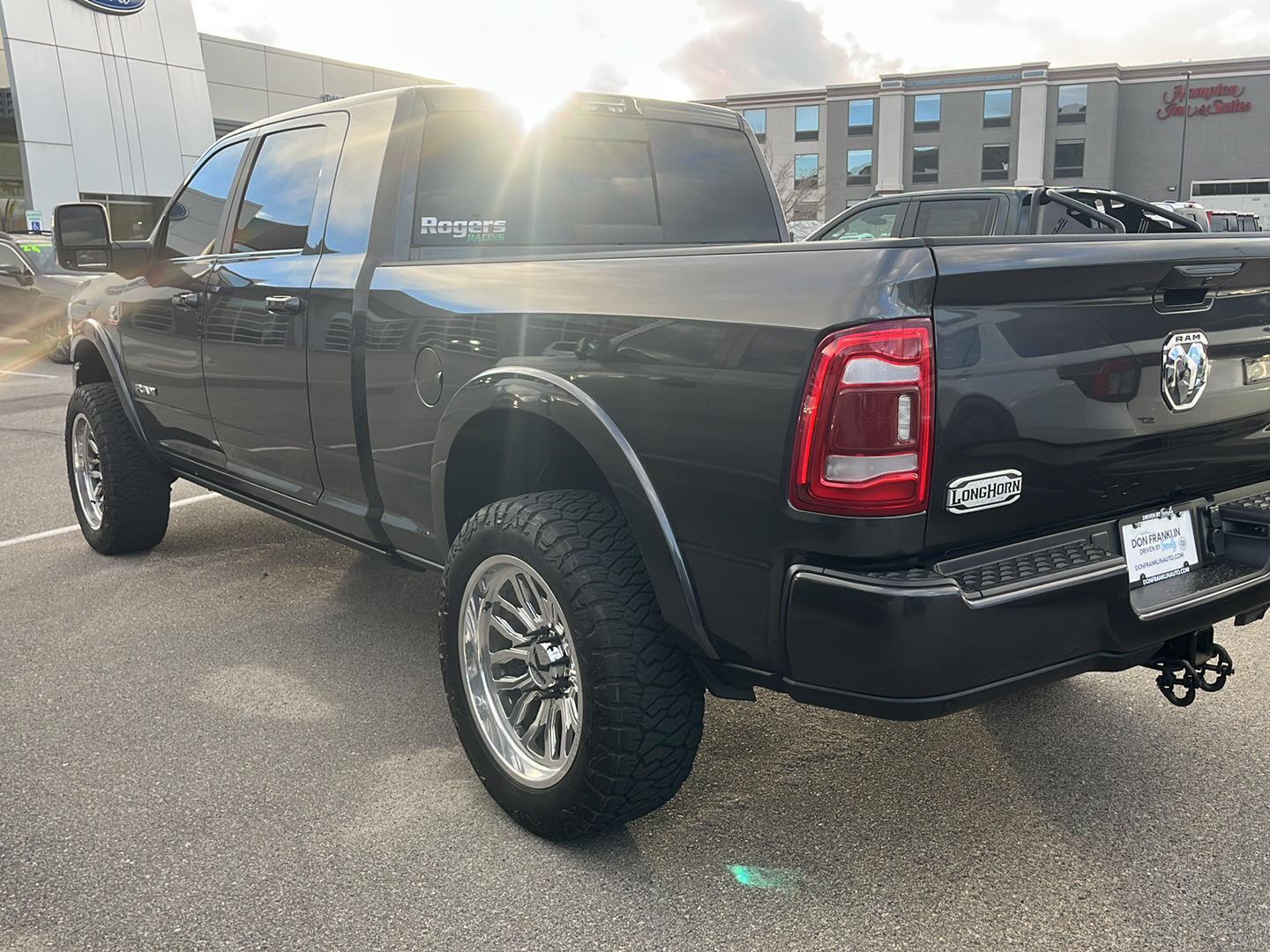 2023 Ram 3500 Laramie Longhorn photo 4