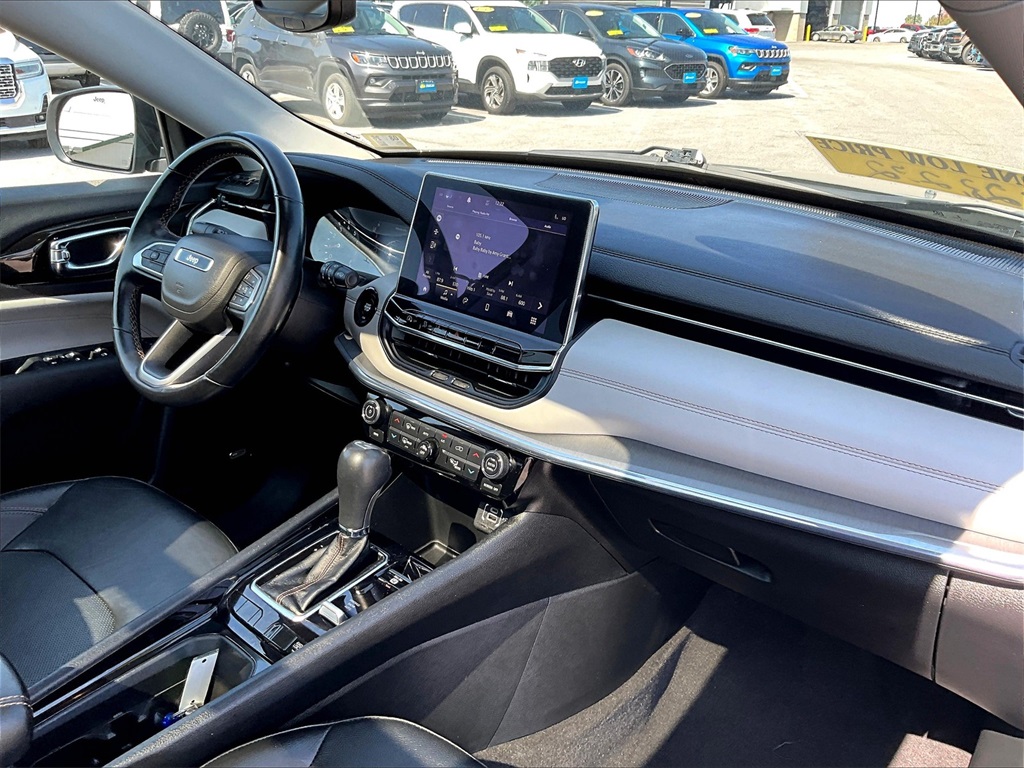 2022 Jeep Compass Limited photo 14