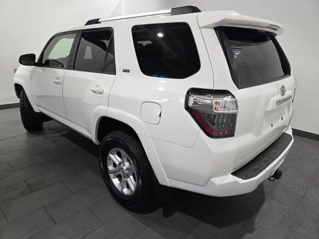 2020 Toyota 4Runner SR5 Premium photo 3