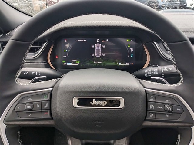 2024 Jeep Cherokee Limited 4xe photo 32
