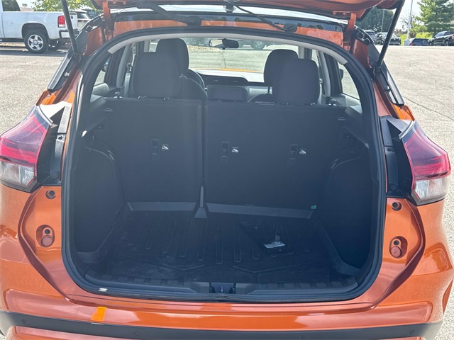 2023 Nissan Kicks SV photo 12
