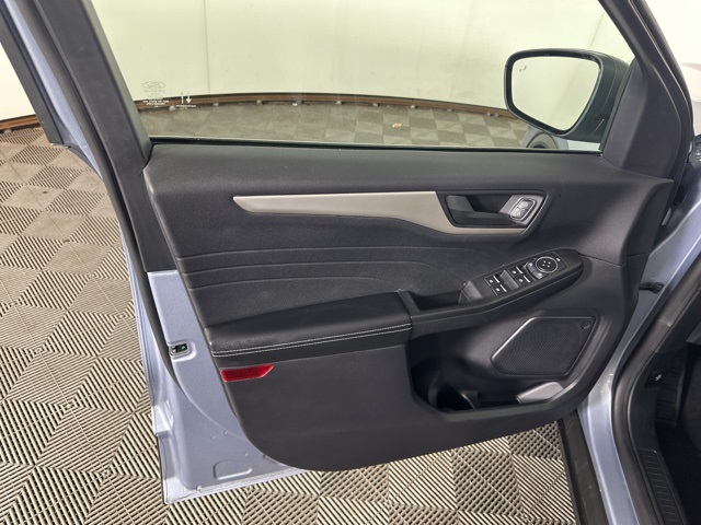 2022 Ford Escape SE photo 16