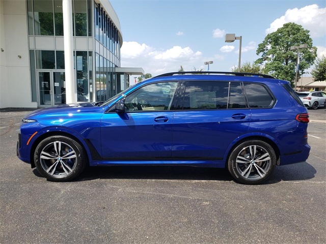 2026 Bmw X7 M60i photo 2