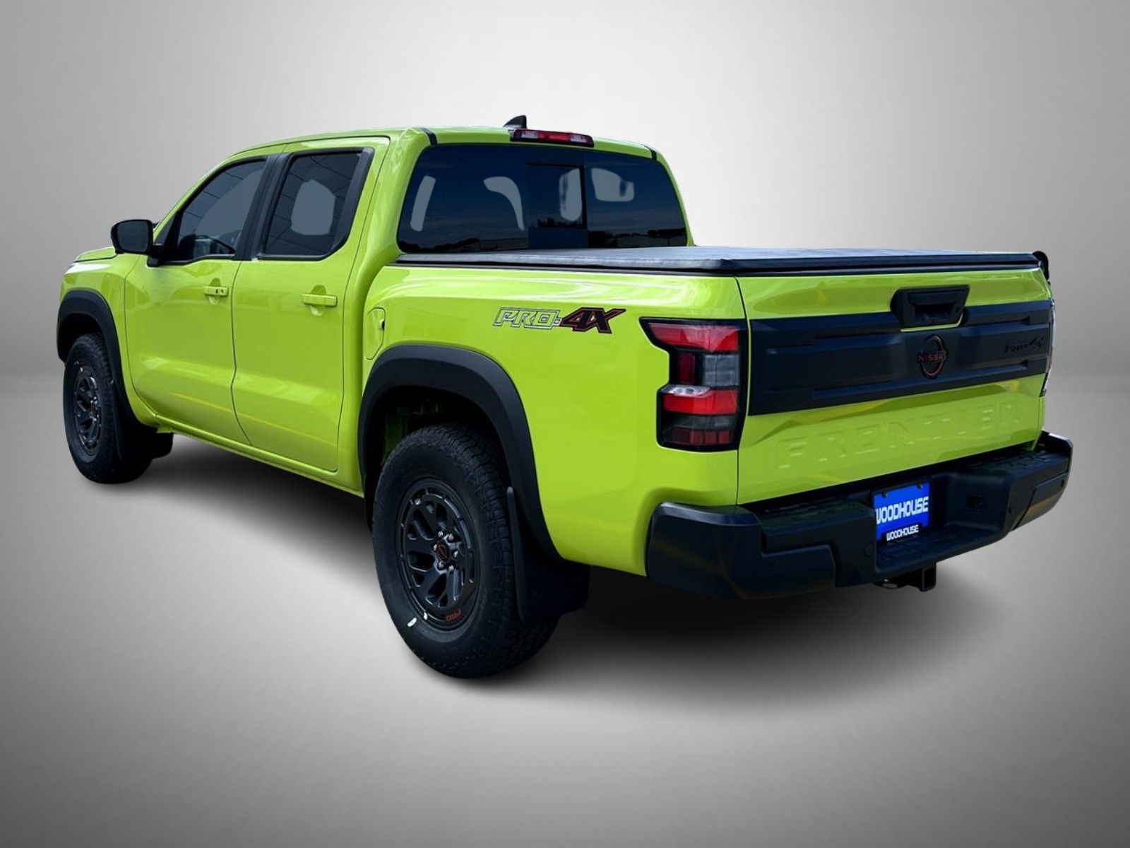 2026 Nissan Frontier photo 7