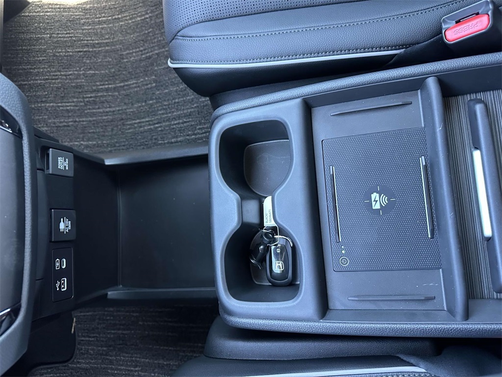 2025 Honda Odyssey Elite photo 21