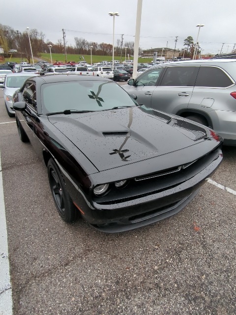 2021 Dodge Challenger SXT photo 3