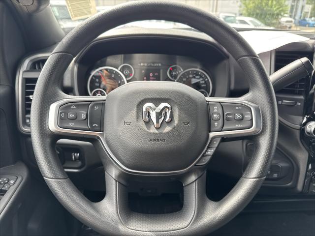 2025 Ram 2500 Tradesman photo 9