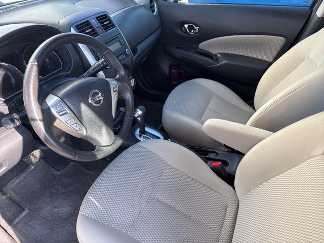 2014 Nissan Versa Note SV photo 3