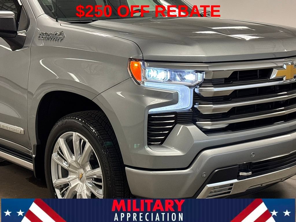 2024 Chevrolet Silverado 1500 High Country photo 2