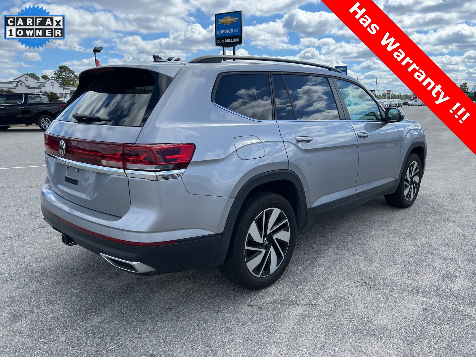2024 Volkswagen Atlas SE Technology photo 4
