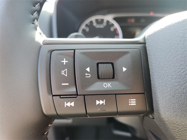 2026 Nissan Rogue SV photo 14