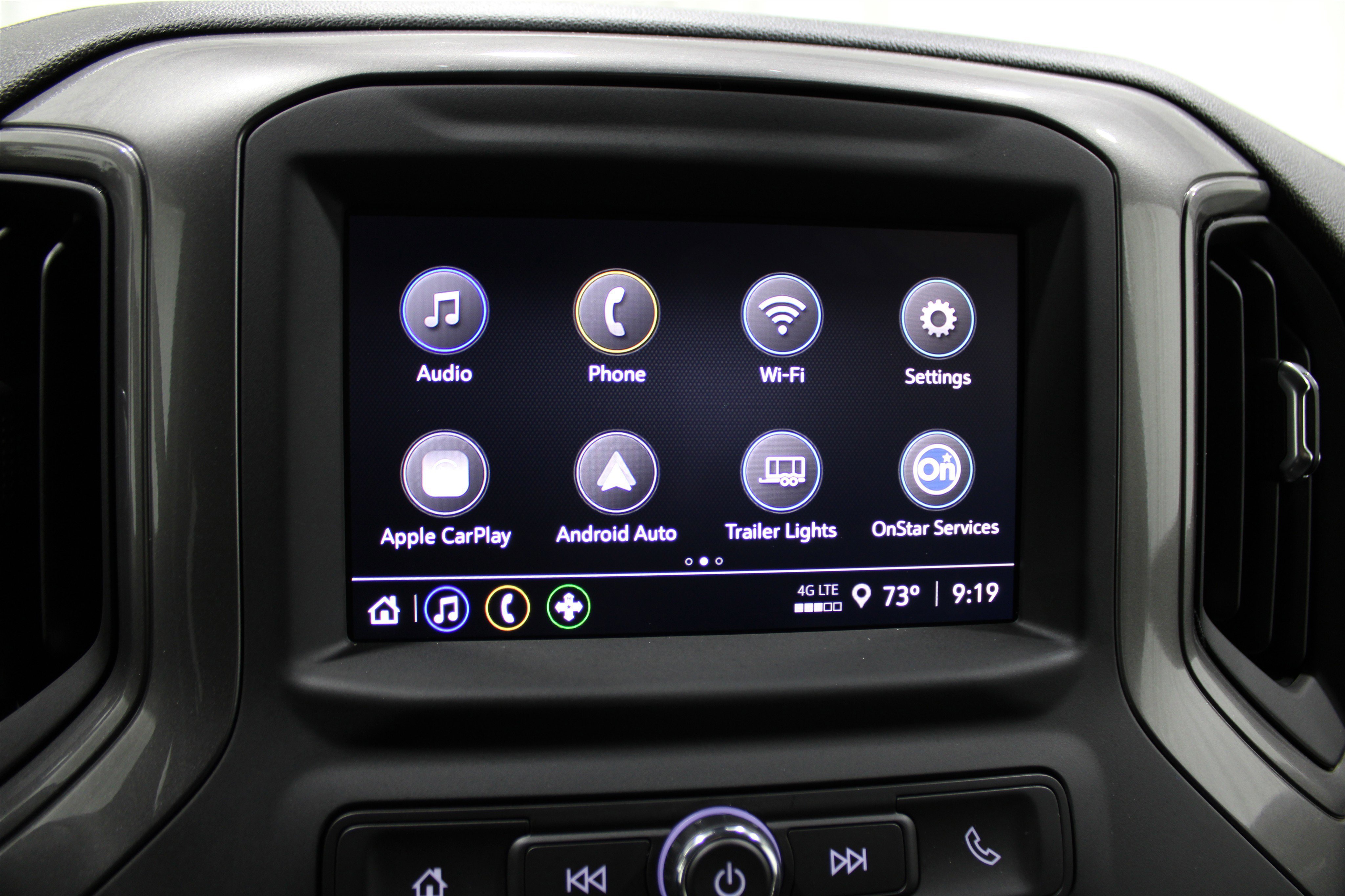2025 Chevrolet Silverado 2500HD Custom photo 11