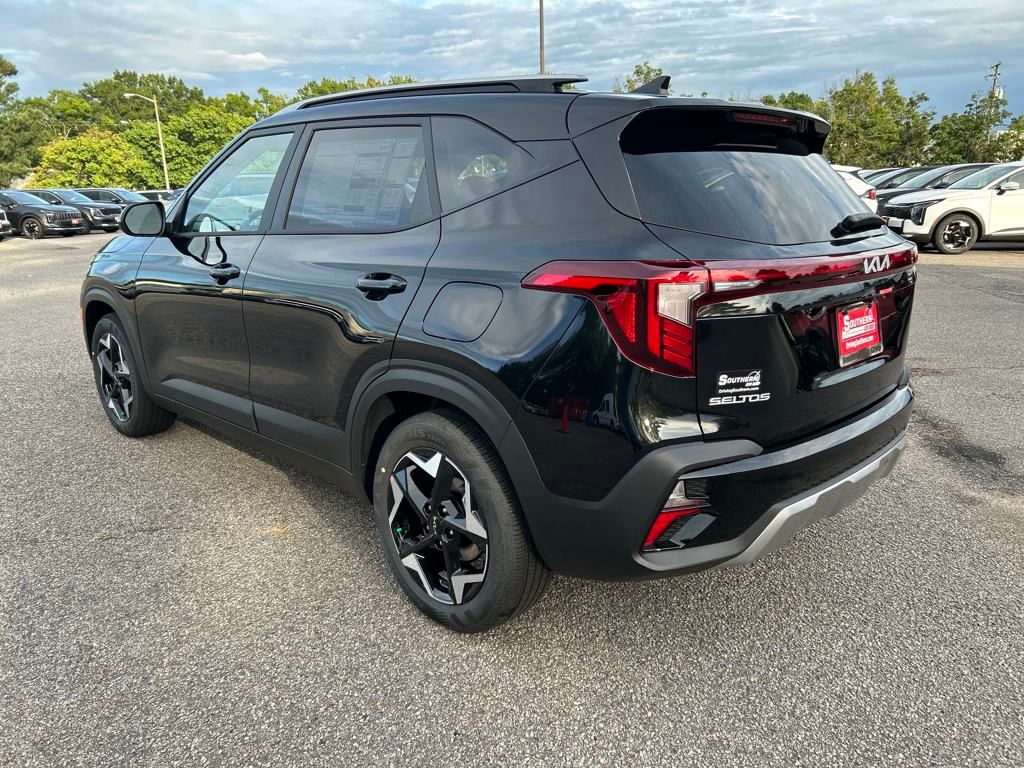 2026 Kia Seltos S photo 3