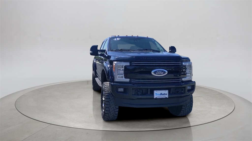 2018 Ford F-250 Lariat photo 2