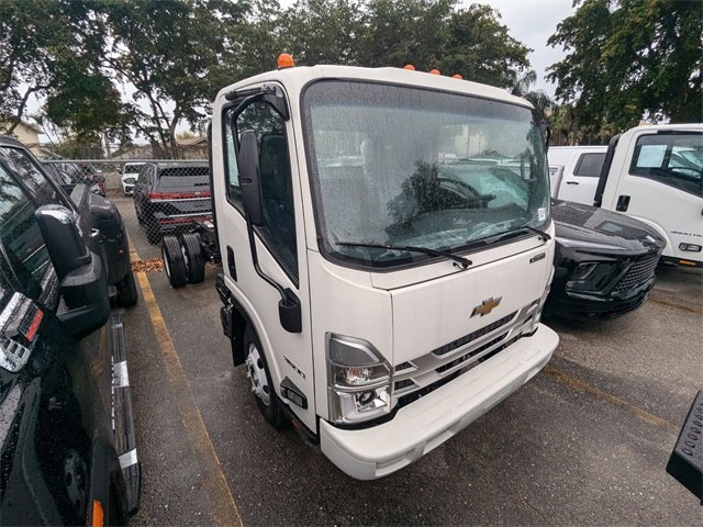 2025 Chevrolet Silverado 3500HD photo 2